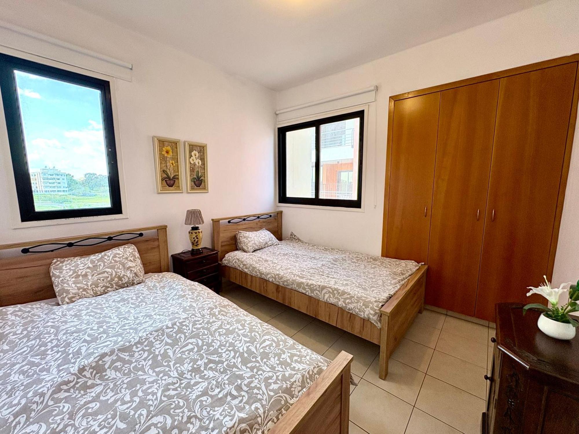 Mackenzie Apartment 301 Larnaca Bagian luar foto